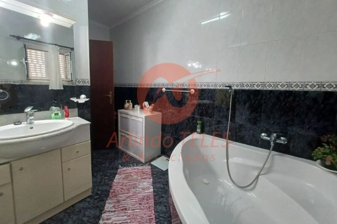 Moradia T5 para Venda em Velas (São Jorge) Foto 18