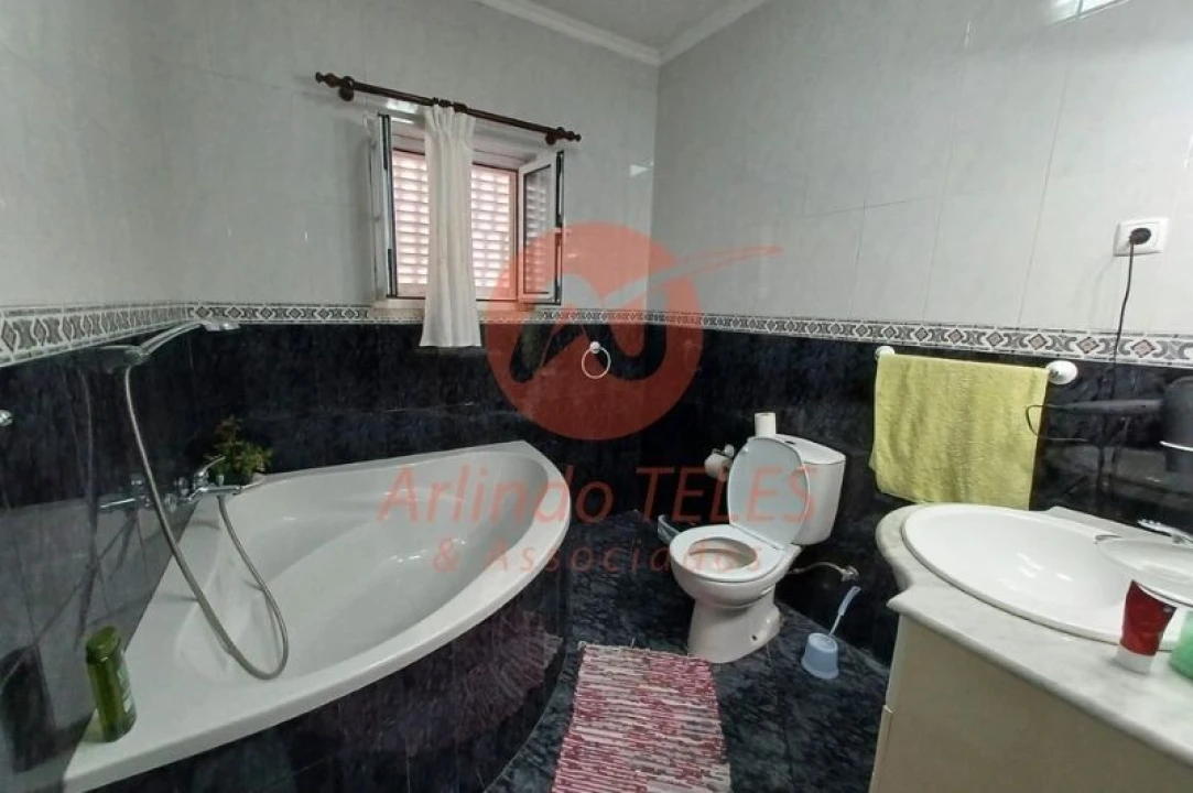 Moradia T5 para Venda em Velas (São Jorge) Foto 17