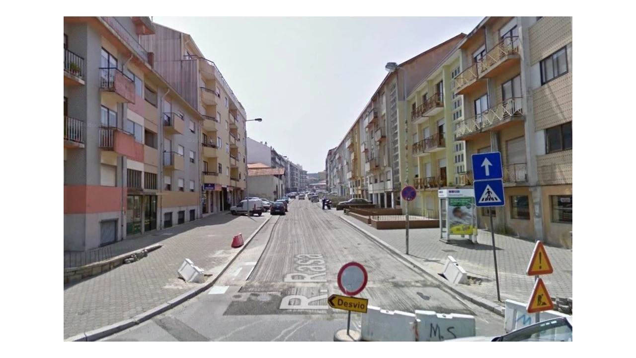 Loja para Venda em Mafamude e Vilar do Paraíso Foto 1