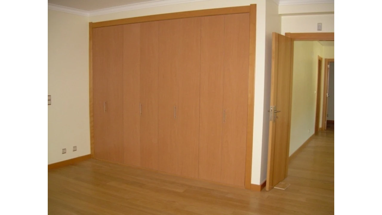 Moradia T5 para Venda em Corroios Foto 23