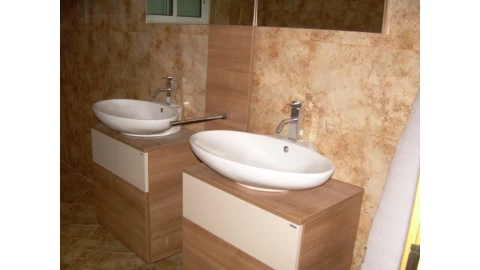 Moradia T5 para Venda em Corroios