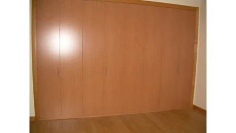 Moradia T5 para Venda em Corroios