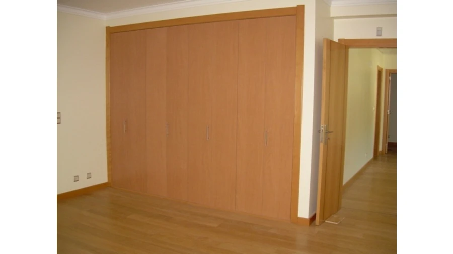 Moradia T5 para Venda em Corroios Foto 23