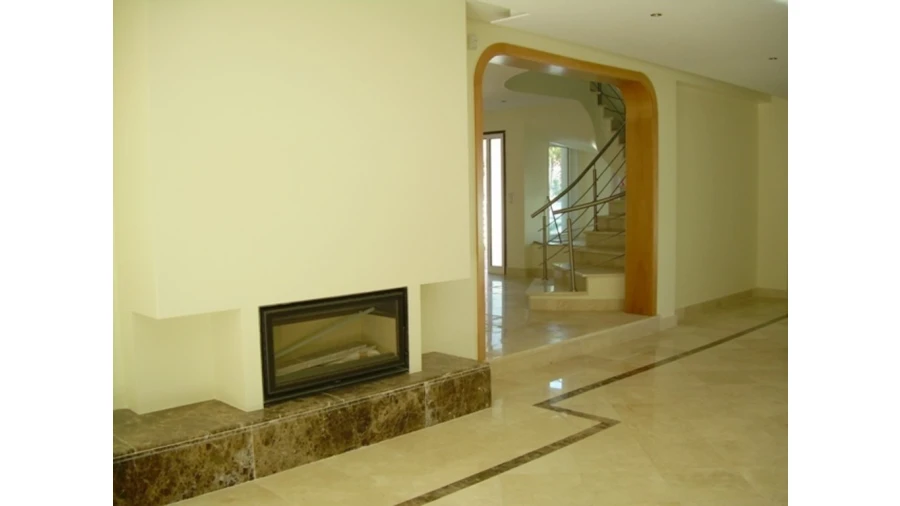 Moradia T5 para Venda em Corroios Foto 4