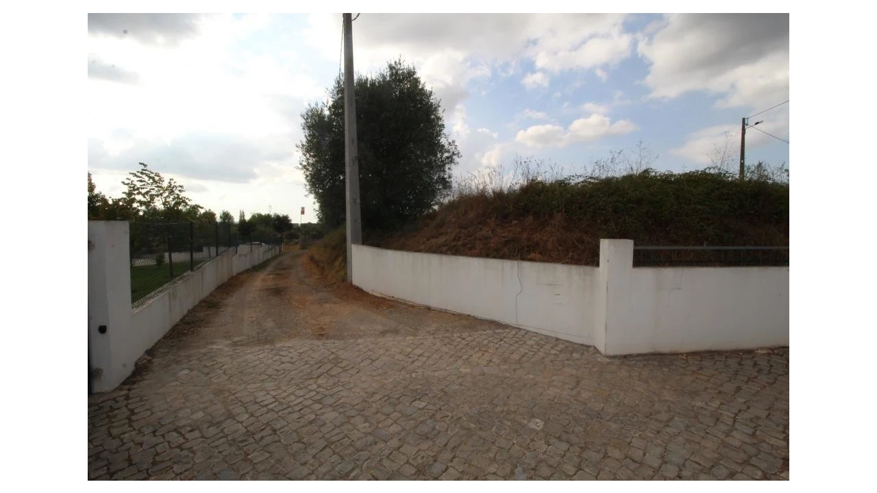 Terreno para Venda em Cernache Foto 3