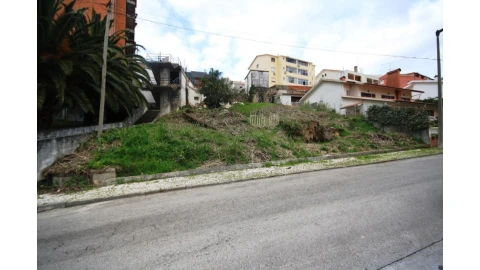Terreno para Venda em Santo Antonio dos Olivais