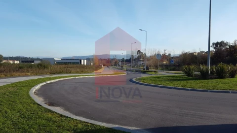 Terreno para Venda em Vila Verde e Barbudo