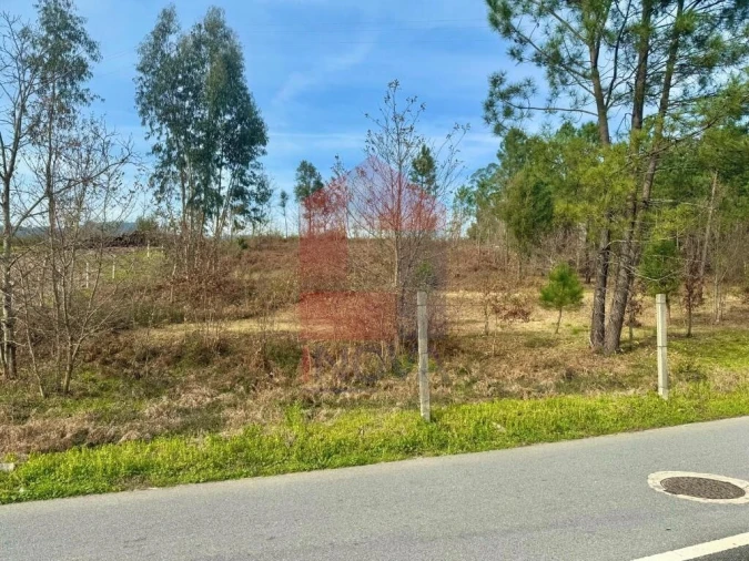 Terreno para Venda em Sande, Vilarinho, Barros e Gomide Foto 4