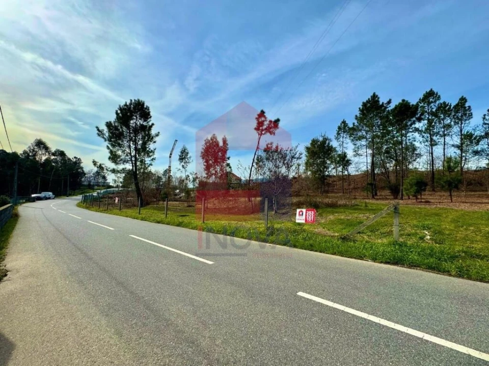 Terreno para Venda em Sande, Vilarinho, Barros e Gomide Foto 9