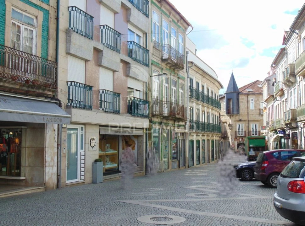 Prédio para Venda em Nossa Senhora da Conceição, São Pedro e São Dinis Foto 2