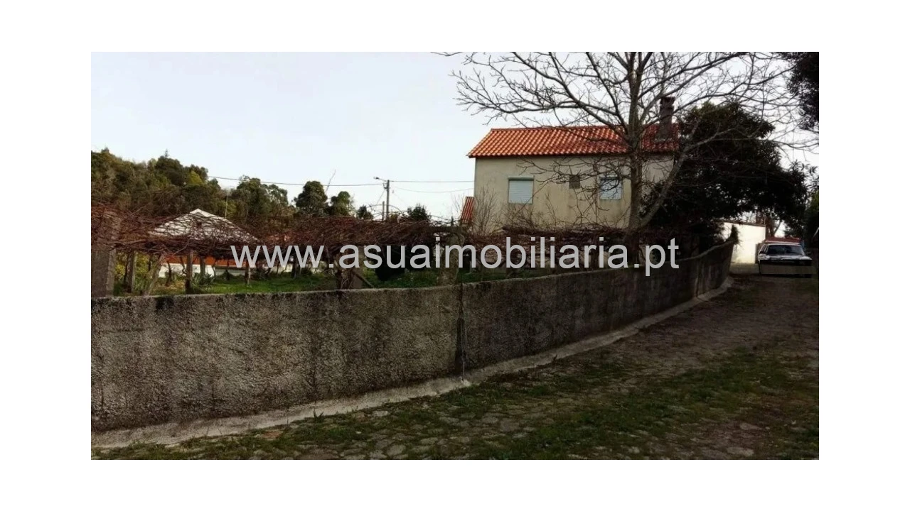 Moradia T2 para Venda em Montaria Foto 1