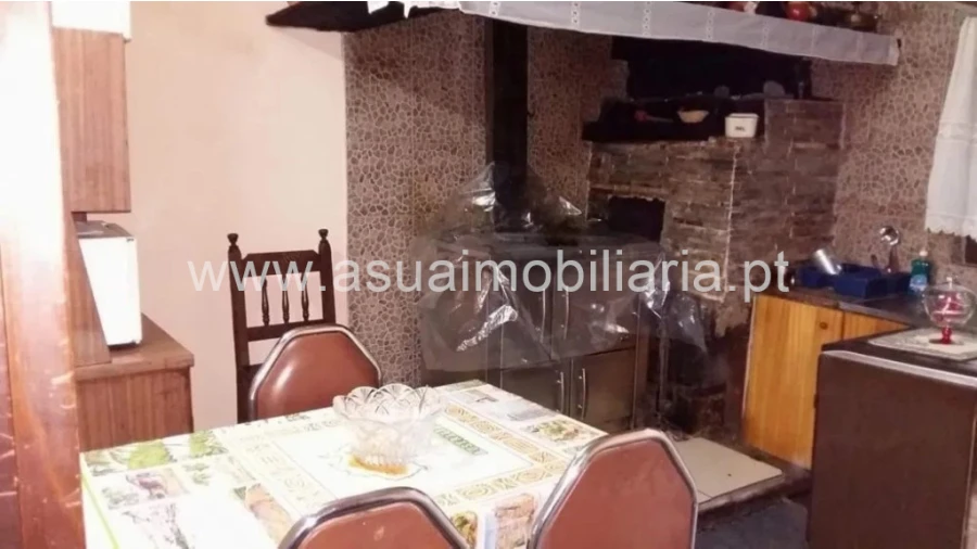 Moradia T2 para Venda em Montaria Foto 4