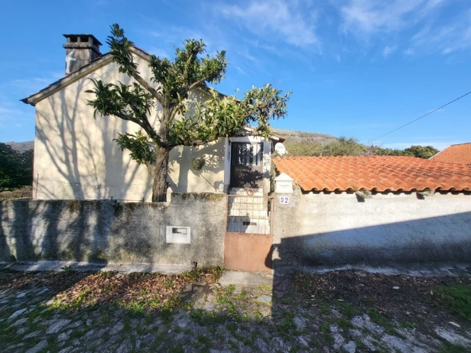 Moradia T2 para Venda em Montaria Foto 16