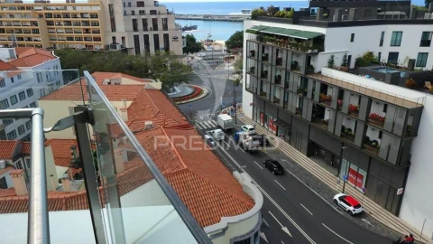 Apartamento T4 para Venda em Funchal (Santa Maria Maior)