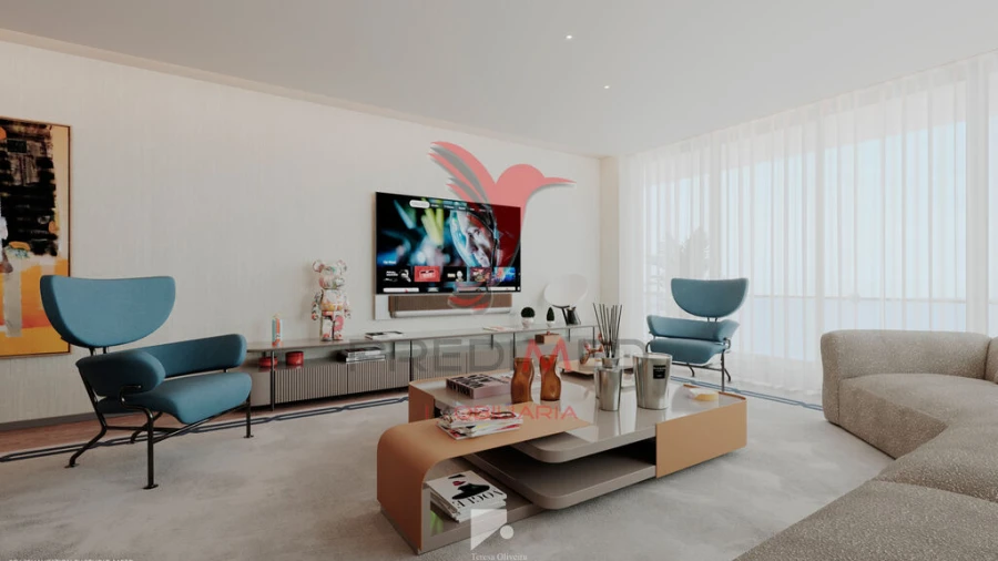 Apartamento T4 para Venda em Funchal (Santa Maria Maior) Foto 2