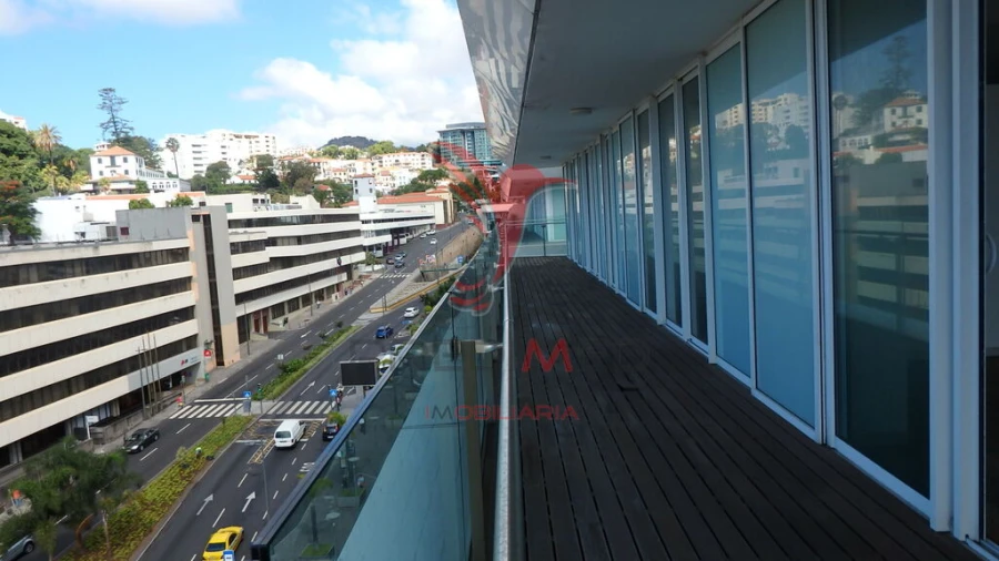 Apartamento T4 para Venda em Funchal (Santa Maria Maior) Foto 17