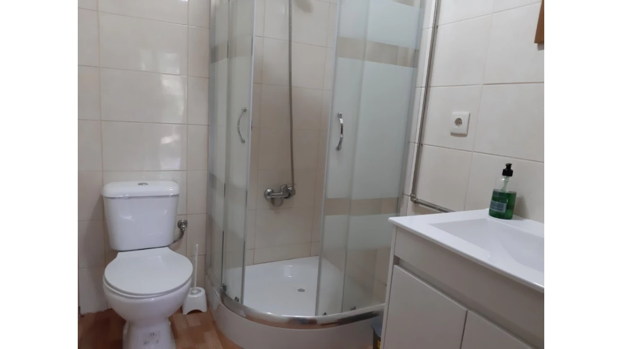 Negócio para Venda em Rio Caldo Foto 65