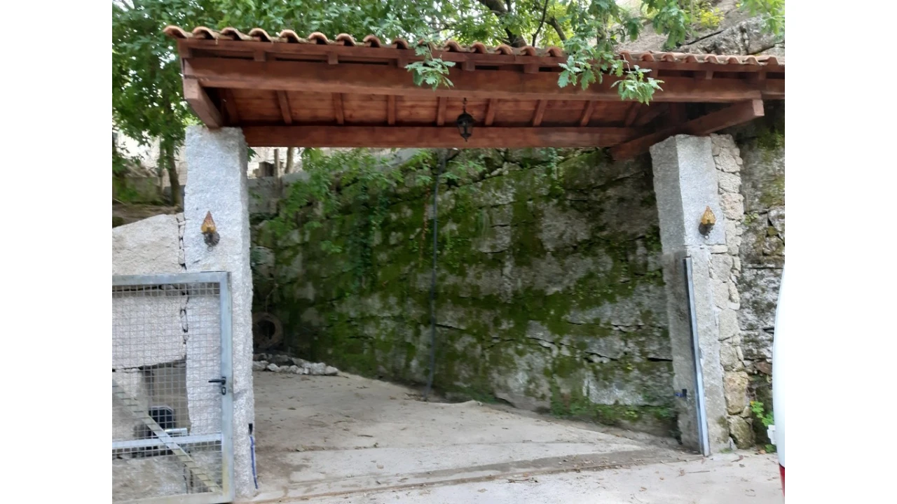 Negócio para Venda em Rio Caldo Foto 56