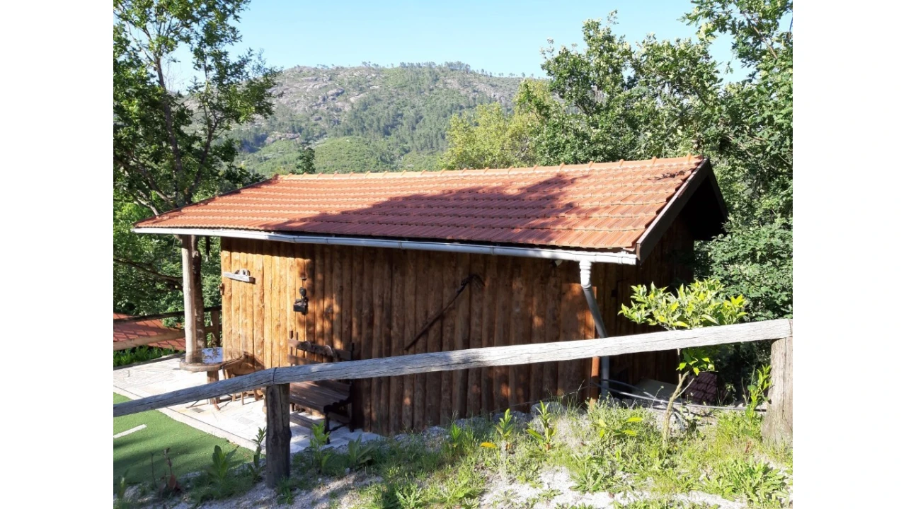 Negócio para Venda em Rio Caldo Foto 41
