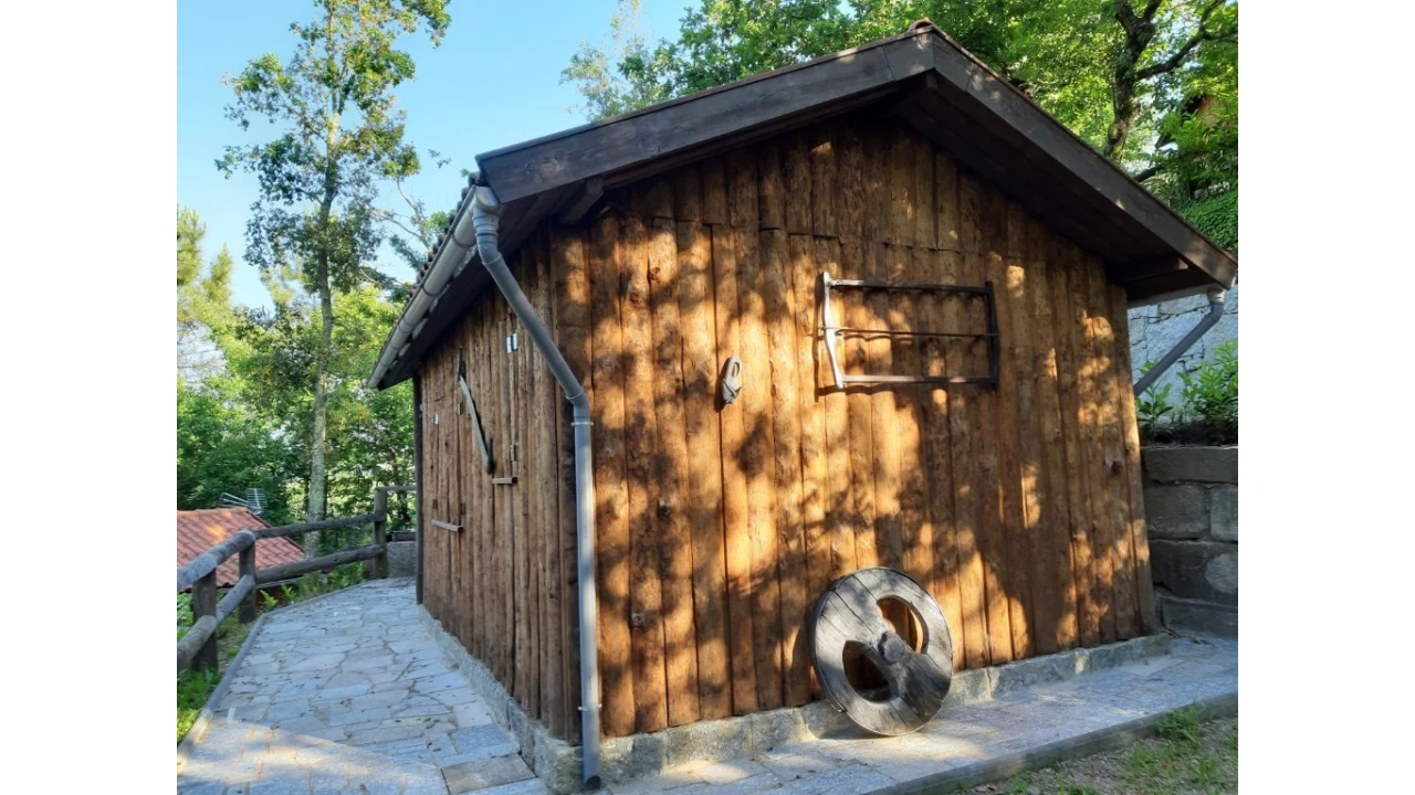 Negócio para Venda em Rio Caldo Foto 61