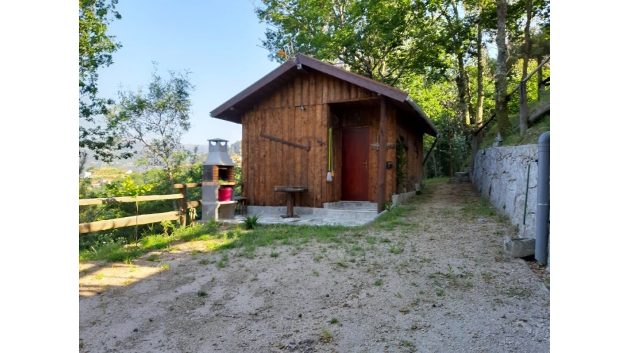 Negócio para Venda em Rio Caldo Foto 55
