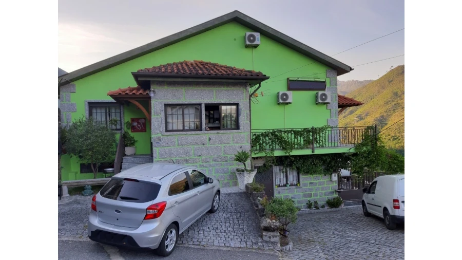 Negócio para Venda em Rio Caldo