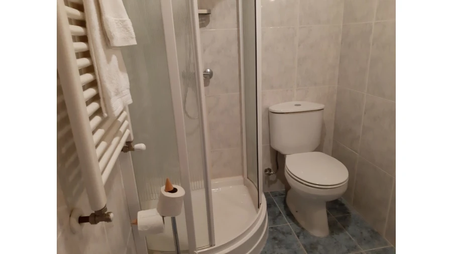 Negócio para Venda em Rio Caldo Foto 22