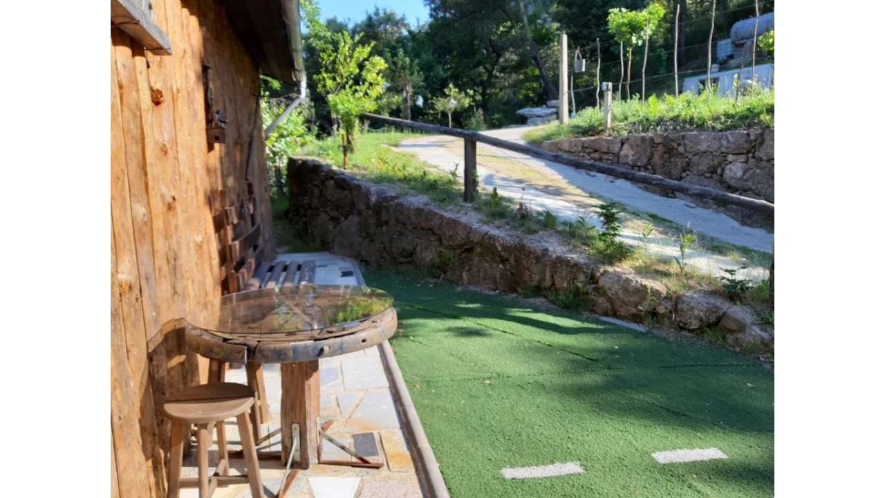 Negócio para Venda em Rio Caldo Foto 35