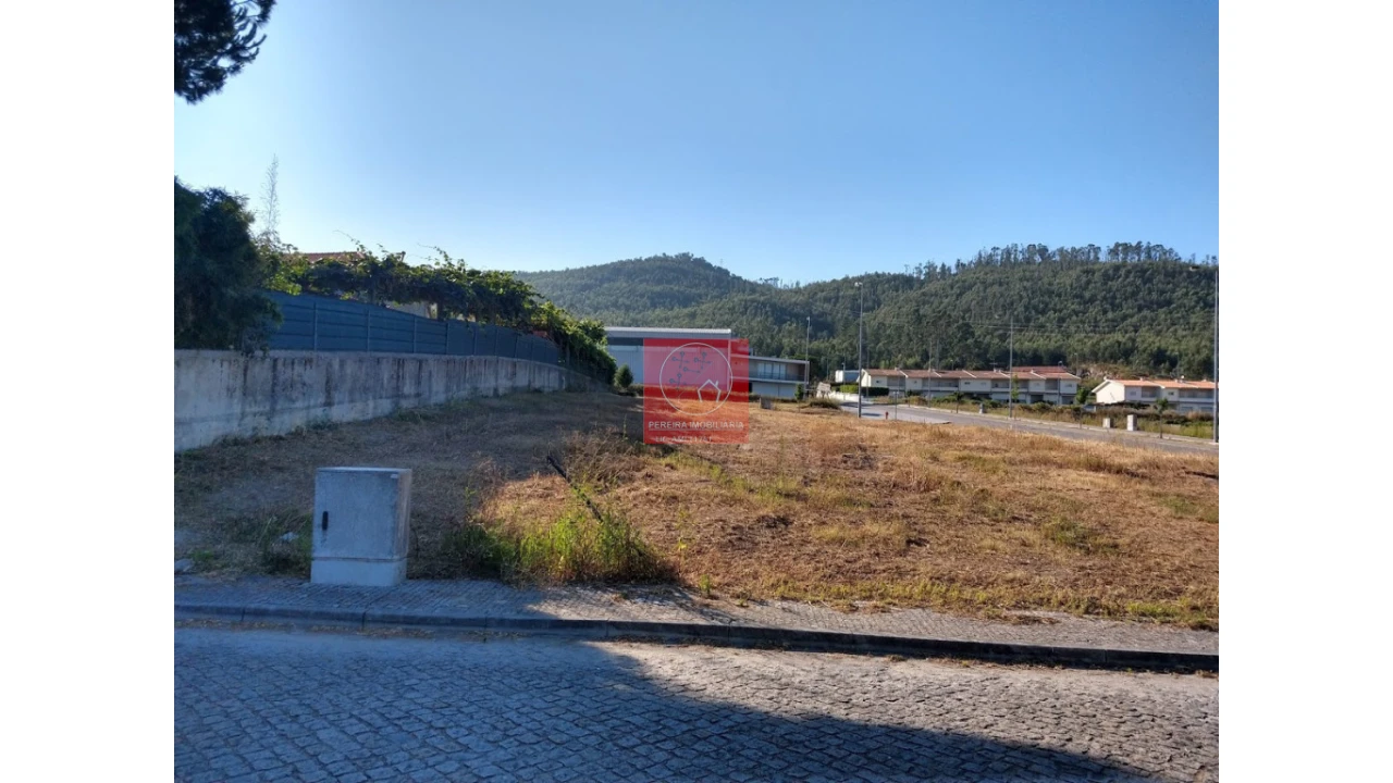 Terreno para Venda em Vermoim Foto 5