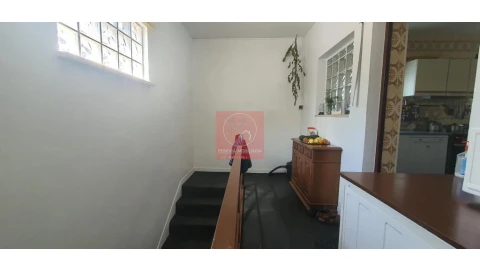 Moradia T4 para Venda em Abraveses