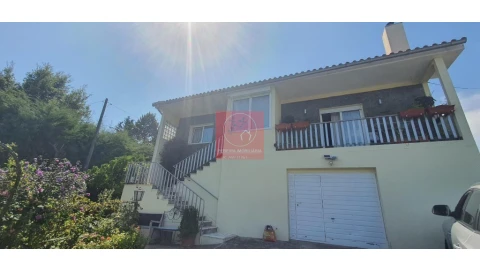 Moradia T4 para Venda em Abraveses