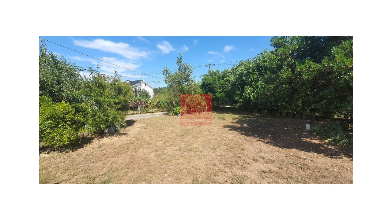 Moradia T4 para Venda em Abraveses Foto 7