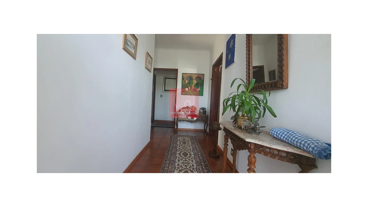 Moradia T4 para Venda em Abraveses Foto 5