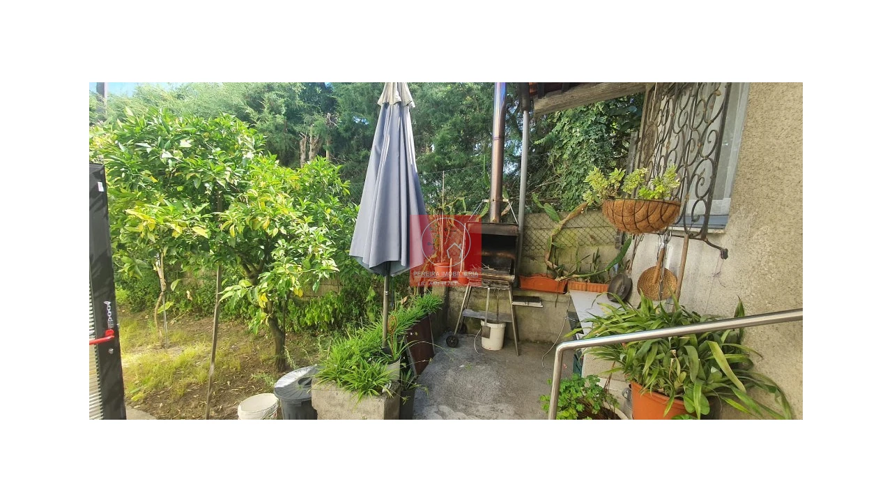 Moradia T4 para Venda em Abraveses Foto 1