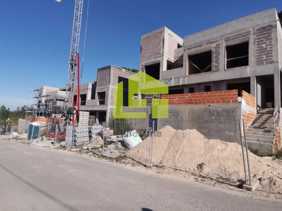 Moradia T3 para Venda em Antuzede e Vil de Matos Foto 10