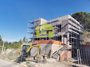 Moradia T3 para Venda em Antuzede e Vil de Matos