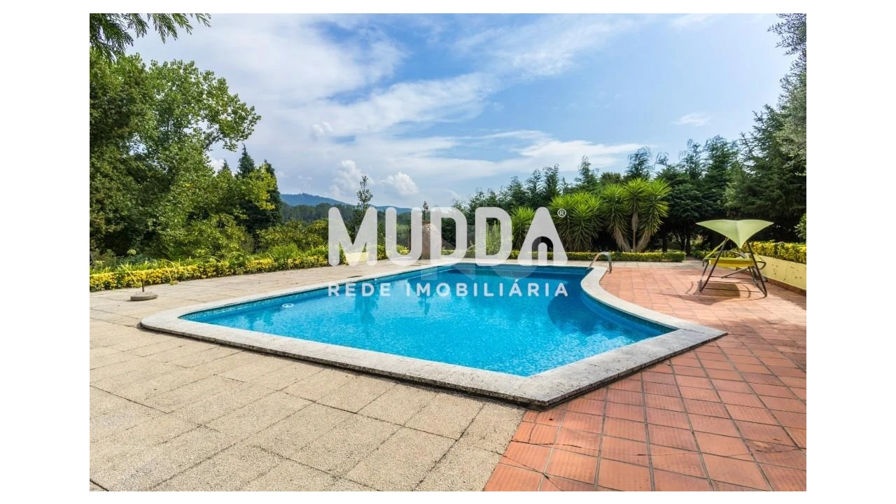 Moradia T4 para Venda em Nogueira do Cravo e Pindelo Foto 1