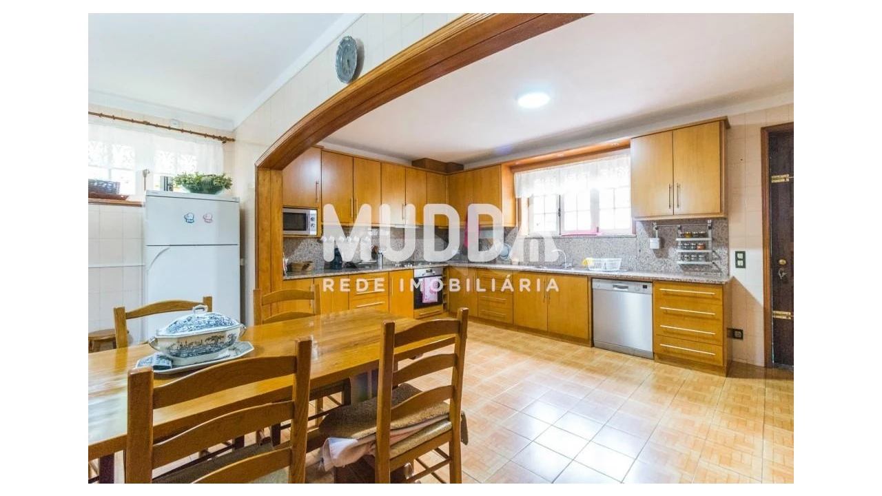 Moradia T4 para Venda em Nogueira do Cravo e Pindelo Foto 53