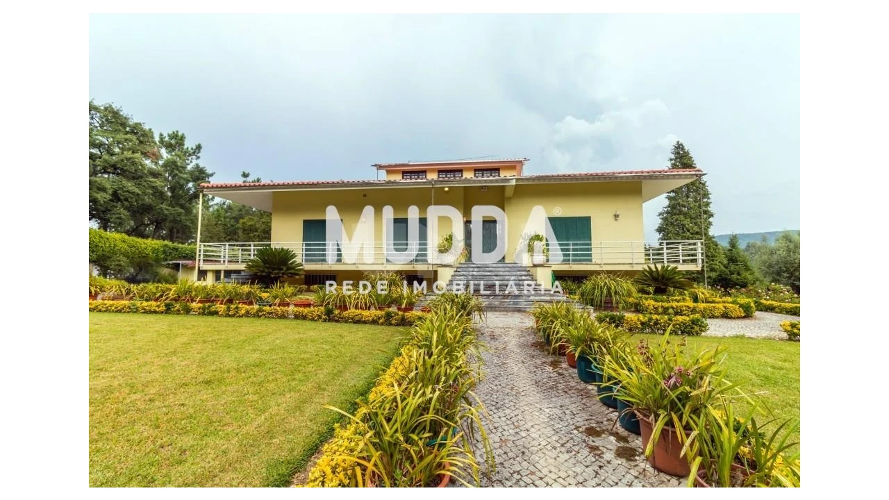 Moradia T4 para Venda em Nogueira do Cravo e Pindelo Foto 2