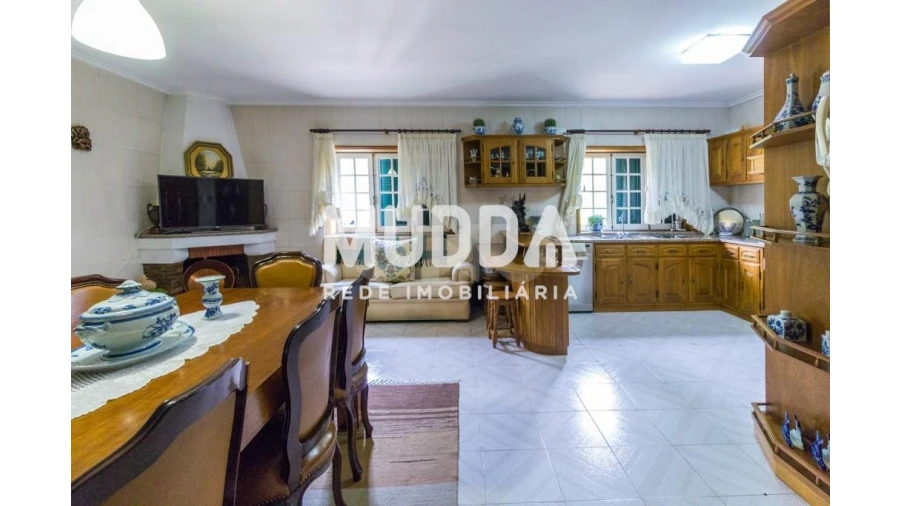 Moradia T4 para Venda em Nogueira do Cravo e Pindelo Foto 9