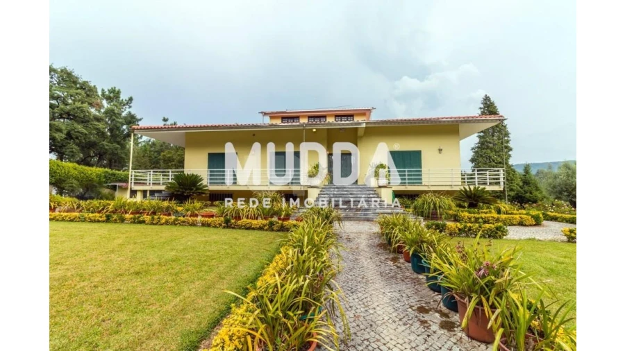 Moradia T4 para Venda em Nogueira do Cravo e Pindelo Foto 2