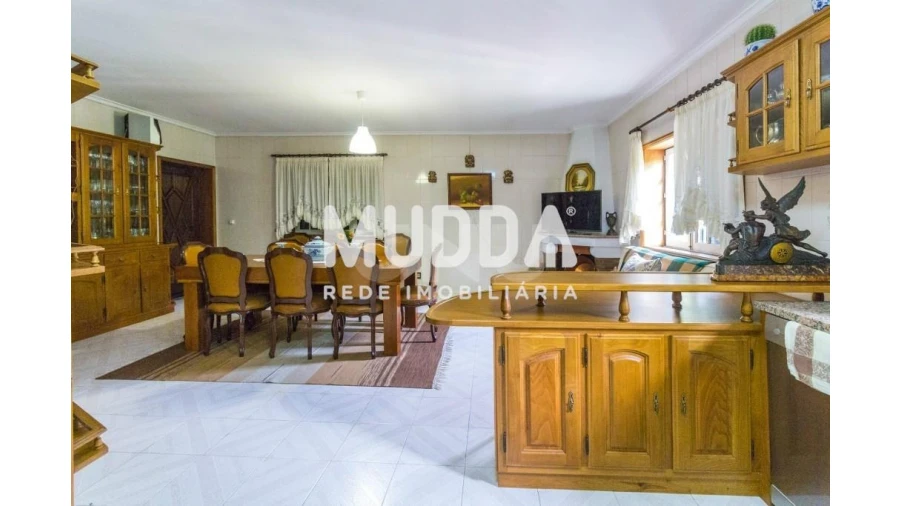 Moradia T4 para Venda em Nogueira do Cravo e Pindelo Foto 11