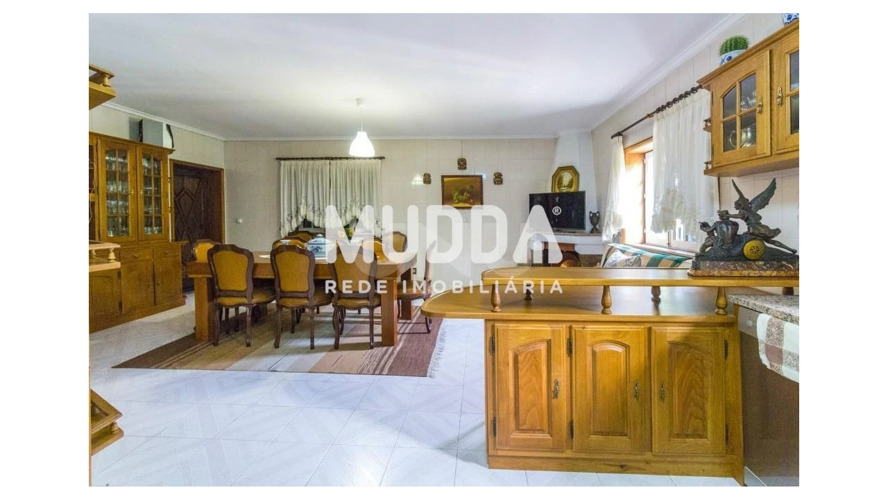 Moradia T4 para Venda em Nogueira do Cravo e Pindelo Foto 11