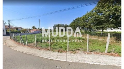 Terreno para Venda em Anta e Guetim