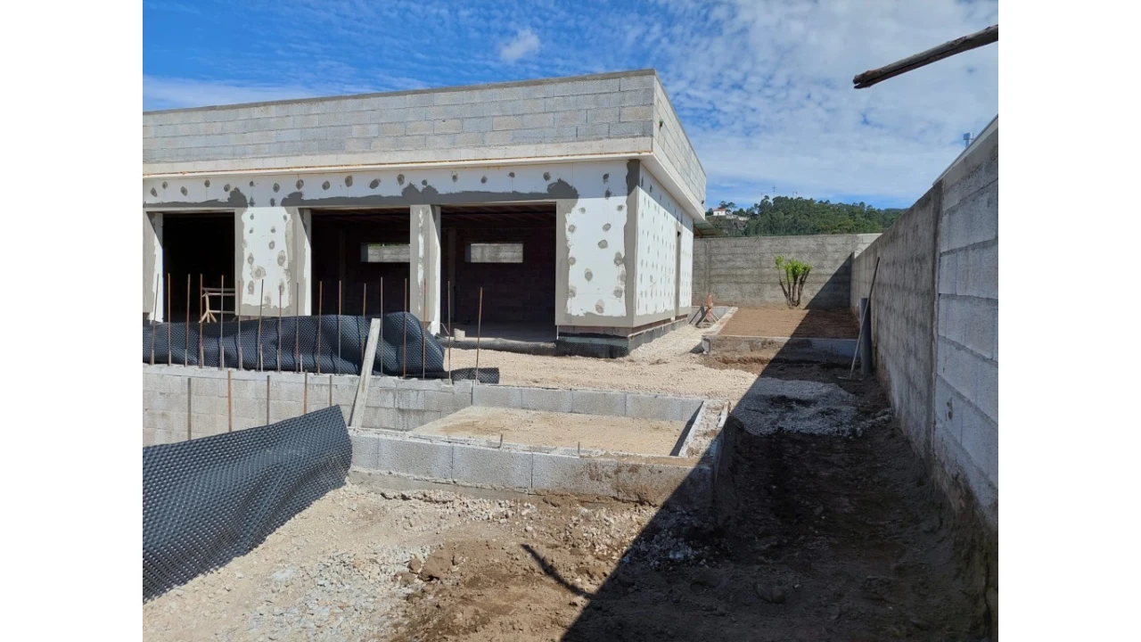 Moradia T3 para Venda em Amares e Figueiredo Foto 14