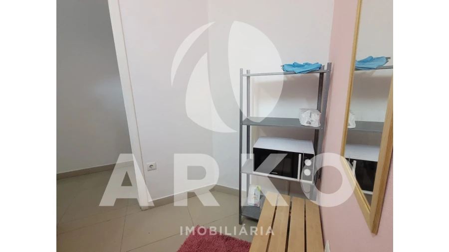 Loja para Venda em São Tomé de Negrelos Foto 13