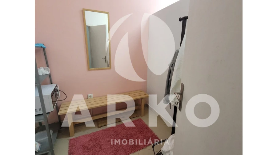 Loja para Venda em São Tomé de Negrelos Foto 16