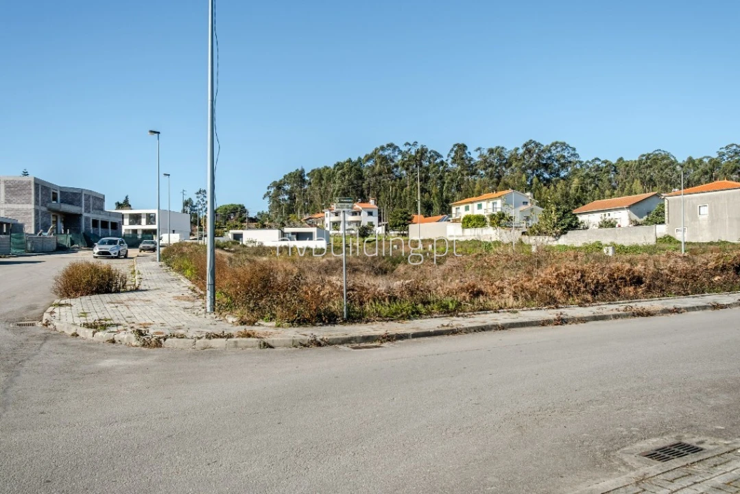 Terreno para Venda em Perelhal Foto 1