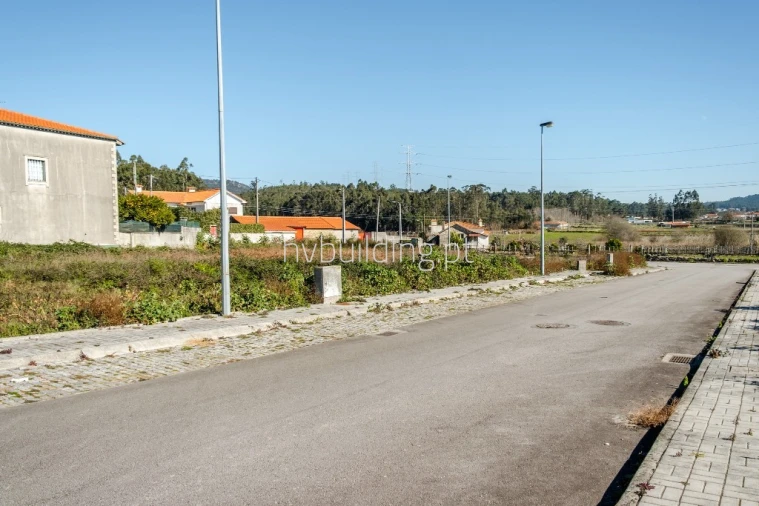 Terreno para Venda em Perelhal Foto 29