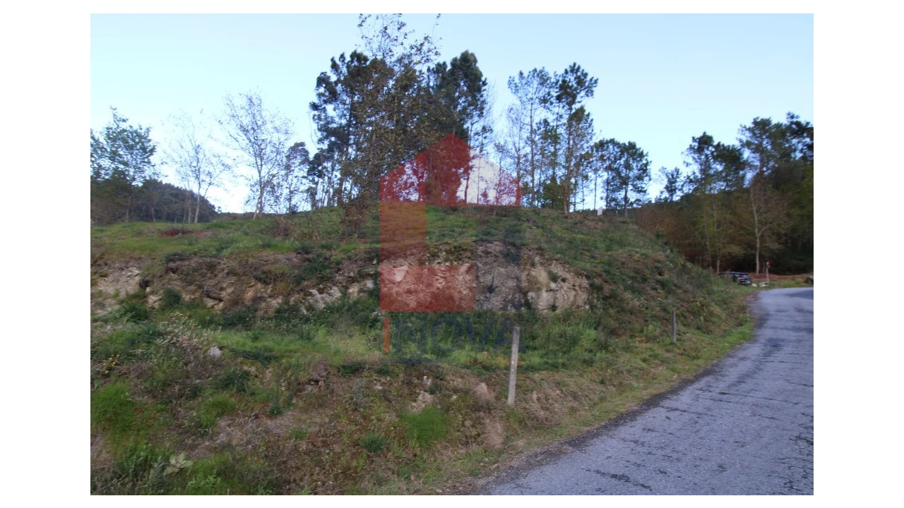 Terreno para Venda em Sande, Vilarinho, Barros e Gomide Foto 45